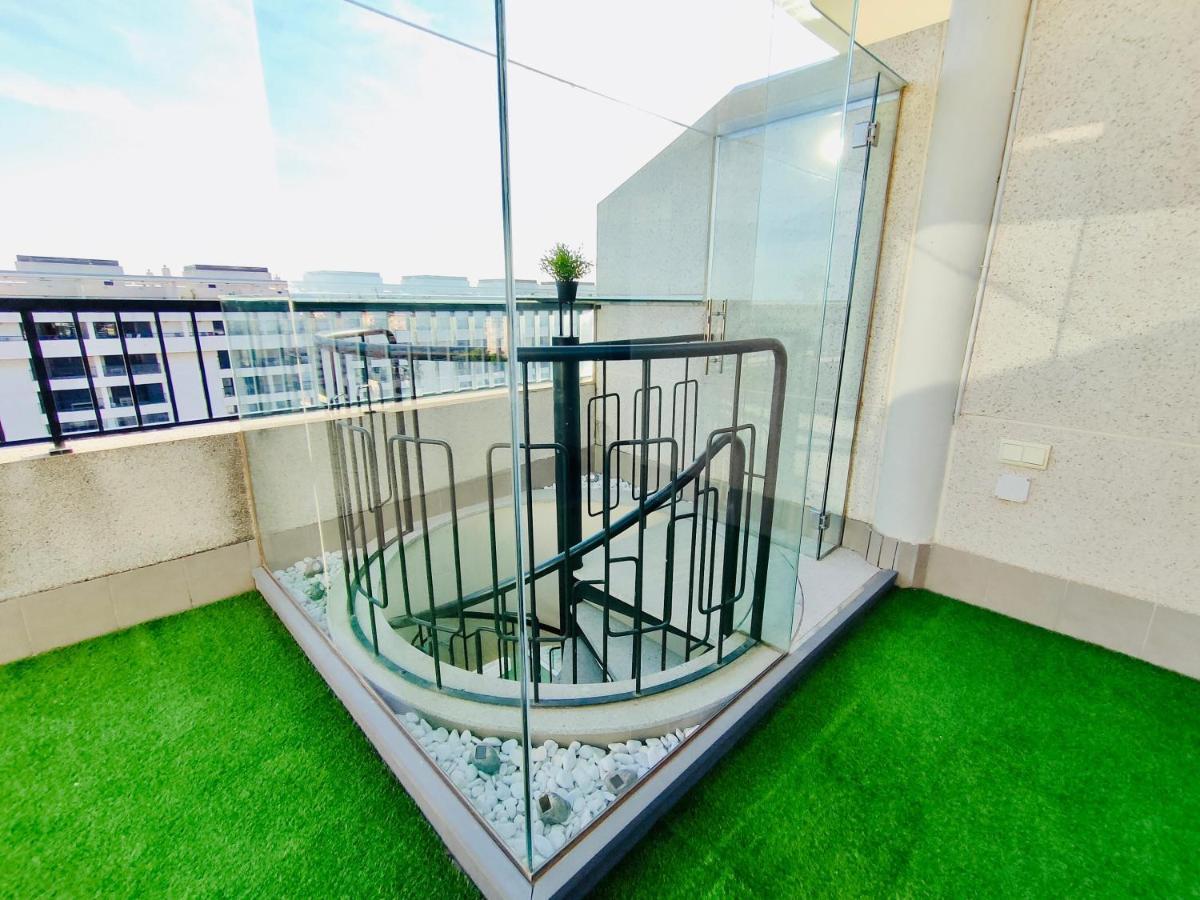 Non Stress Atico Duplex Con Vistas Al Mar Apartment บาเลนเซีย ภายนอก รูปภาพ